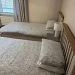 Pensjonat Dernvale House - Single -sleeps 4 *